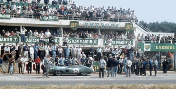 L'Aston-Martin DBR1 du binôme Salvadori/Shelby au Mans 1959
